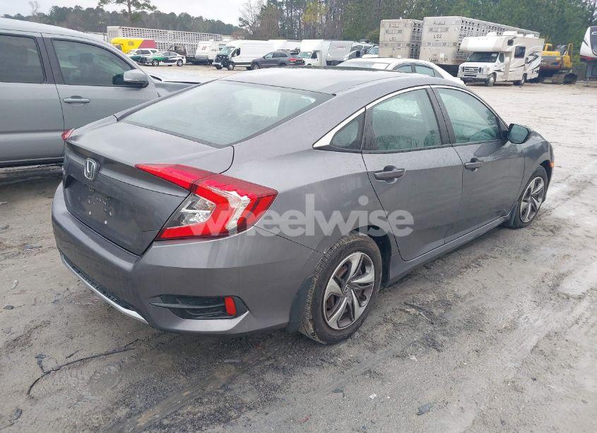 Photo 4 of 2019 Honda Civic LX (VIN 19XFC2F6XKE030755)