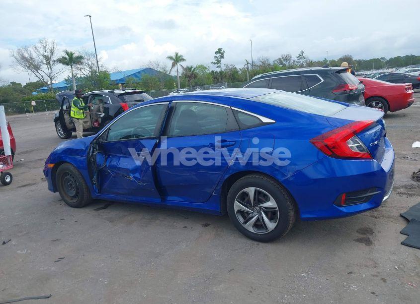 Photo 14 of 2019 Honda Civic LX (VIN 19XFC2F6XKE047765)