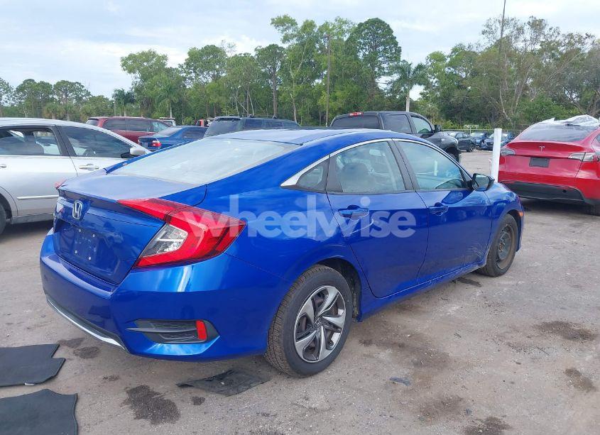 Photo 4 of 2019 Honda Civic LX (VIN 19XFC2F6XKE047765)