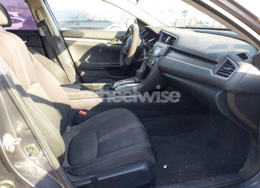 Photo 5 of 2019 Honda Civic LX (VIN 19XFC2F6XKE207658)