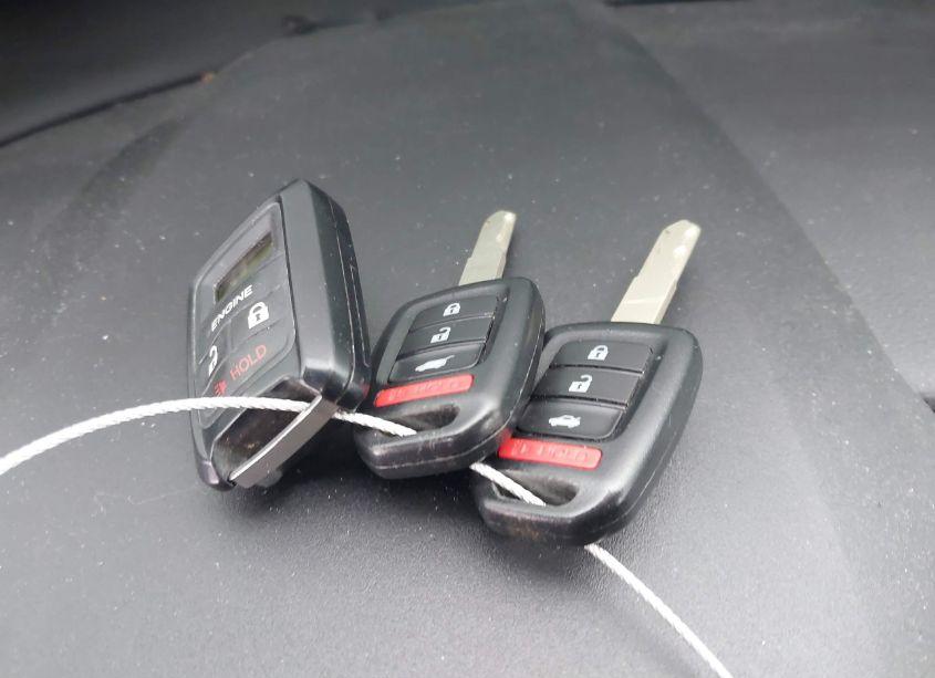 Photo 11 of 2021 Honda Civic LX (VIN 19XFC2F6XME001534)