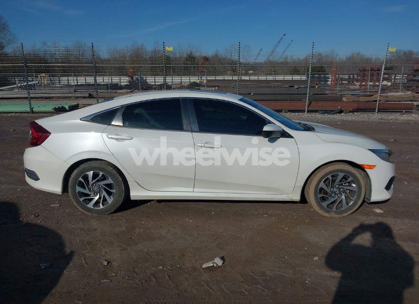 Photo 13 of 2016 Honda Civic EX (VIN 19XFC2F70GE002141)