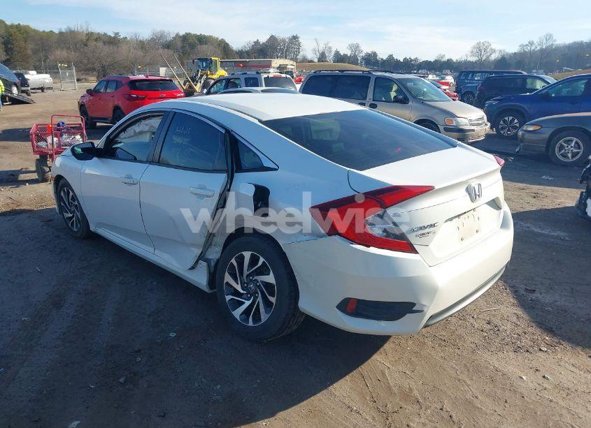 Photo 3 of 2016 Honda Civic EX (VIN 19XFC2F70GE002141)