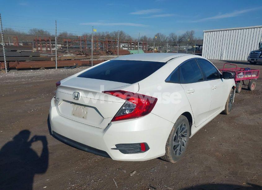 Photo 4 of 2016 Honda Civic EX (VIN 19XFC2F70GE002141)