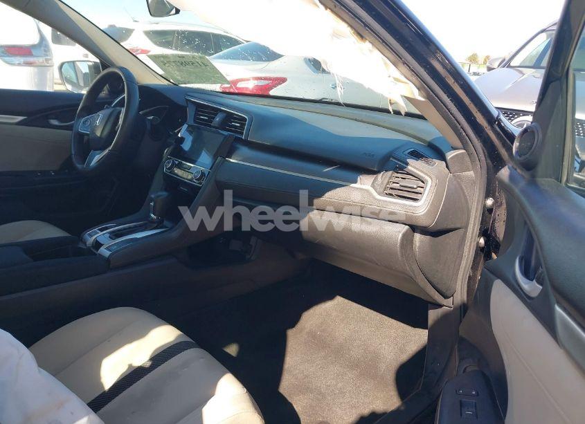 Photo 5 of 2016 Honda Civic EX (VIN 19XFC2F70GE043174)