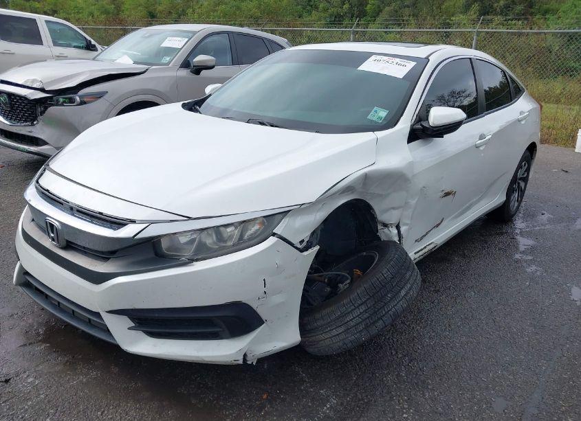 Photo 2 of 2016 Honda Civic EX (VIN 19XFC2F70GE072092)