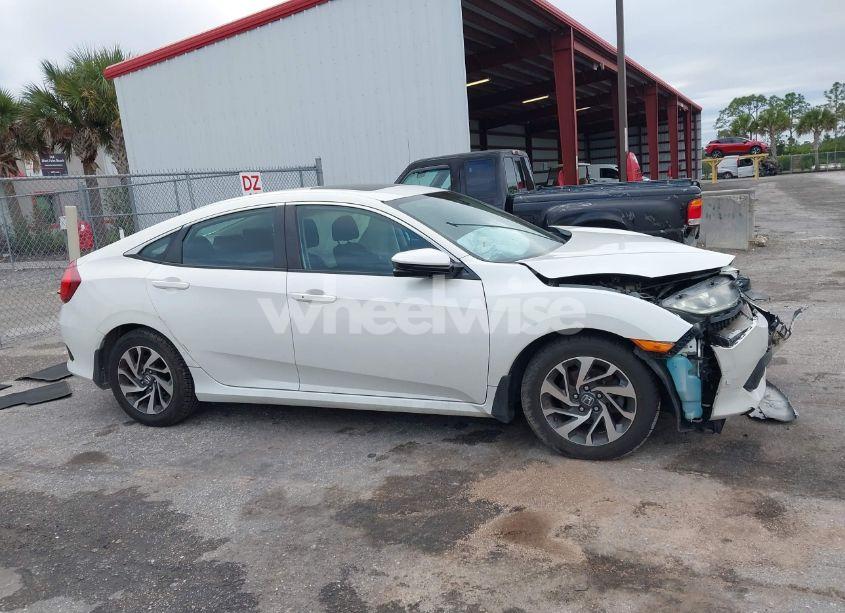 Photo 13 of 2016 Honda Civic EX (VIN 19XFC2F70GE083836)