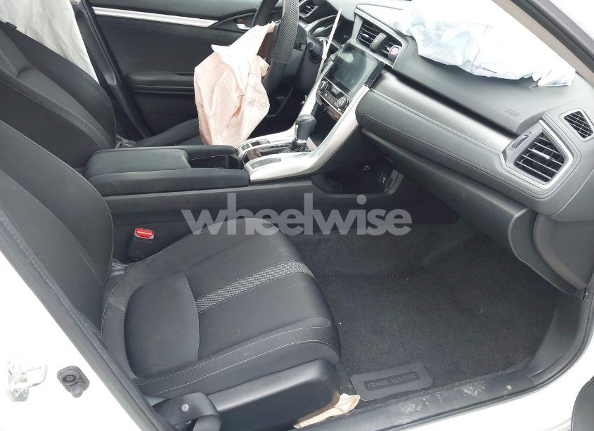 Photo 5 of 2016 Honda Civic EX (VIN 19XFC2F70GE083836)