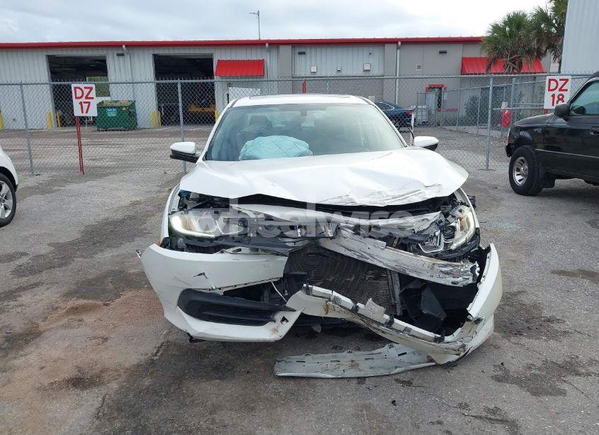 Photo 6 of 2016 Honda Civic EX (VIN 19XFC2F70GE083836)