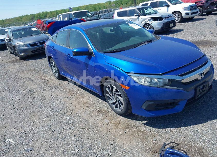 2016 Honda Civic EX (VIN 19XFC2F70GE207135) main photo