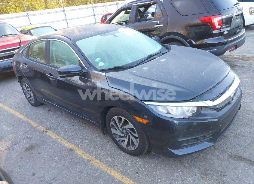 2017 Honda Civic EX (VIN 19XFC2F70HE027185) main photo