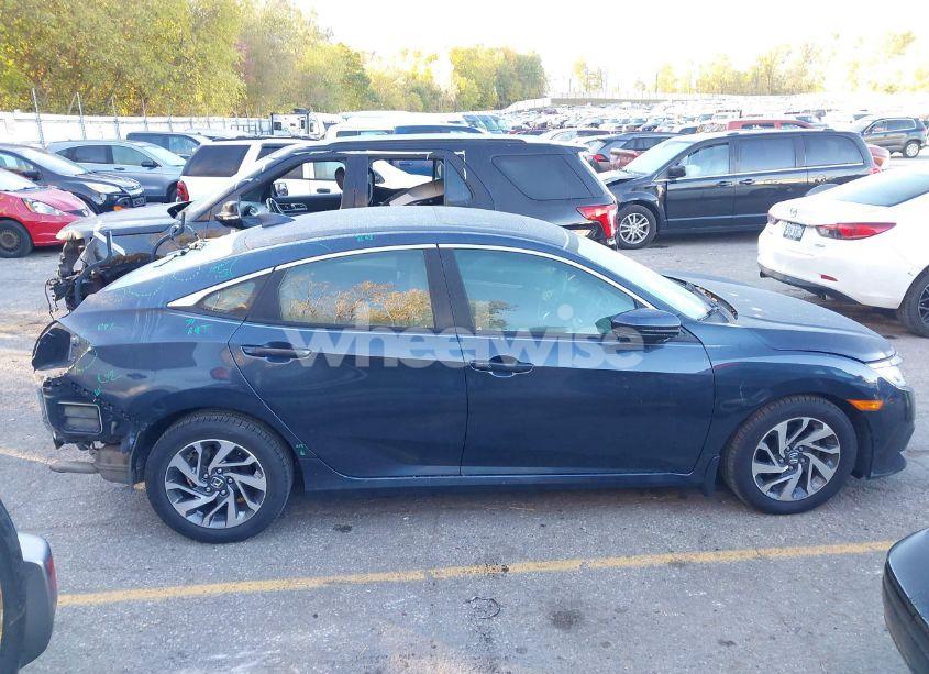 Photo 13 of 2017 Honda Civic EX (VIN 19XFC2F70HE027185)