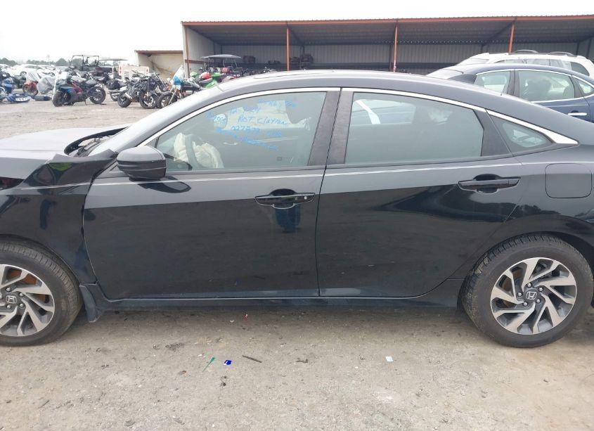 Photo 15 of 2017 Honda Civic EX (VIN 19XFC2F70HE027879)