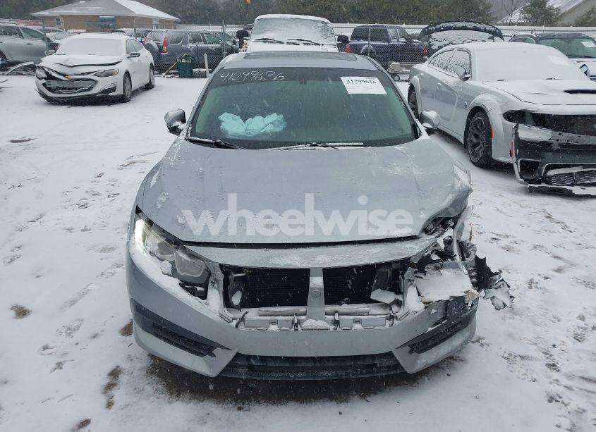 Photo 13 of 2017 Honda Civic EX (VIN 19XFC2F70HE040079)