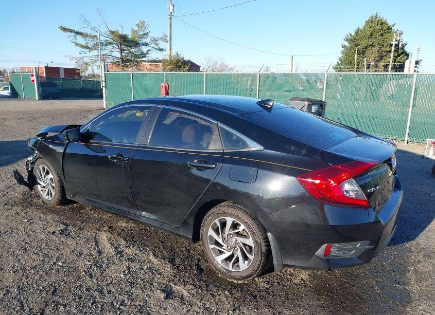 Photo 3 of 2017 Honda Civic EX (VIN 19XFC2F70HE045508)