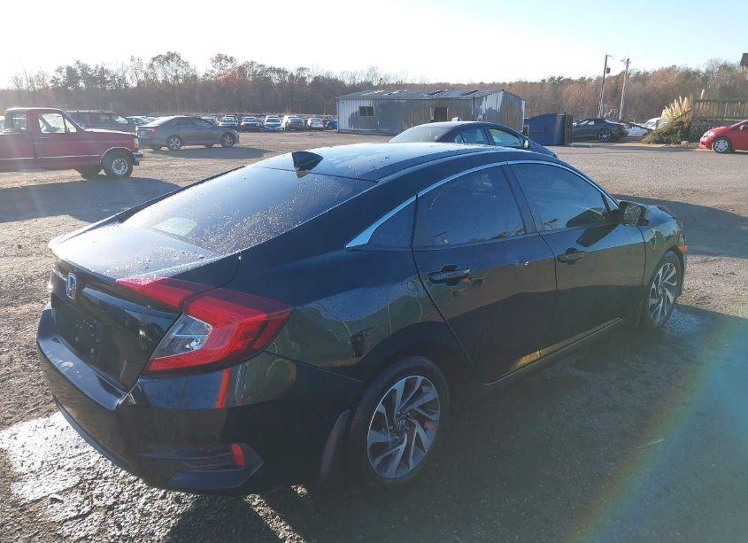 Photo 4 of 2017 Honda Civic EX (VIN 19XFC2F70HE045508)