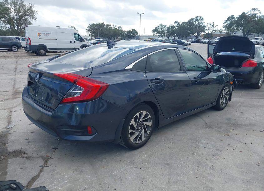 Photo 4 of 2017 Honda Civic EX (VIN 19XFC2F70HE046044)
