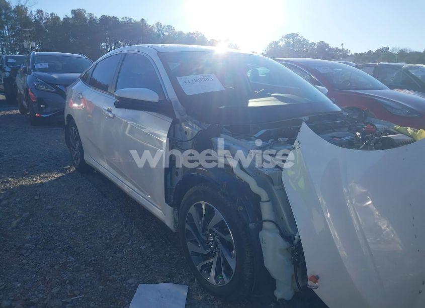 2017 Honda Civic EX (VIN 19XFC2F70HE058243) main photo