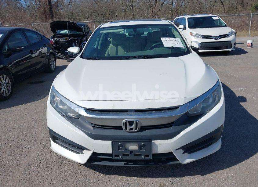 Photo 12 of 2017 Honda Civic EX (VIN 19XFC2F70HE077004)