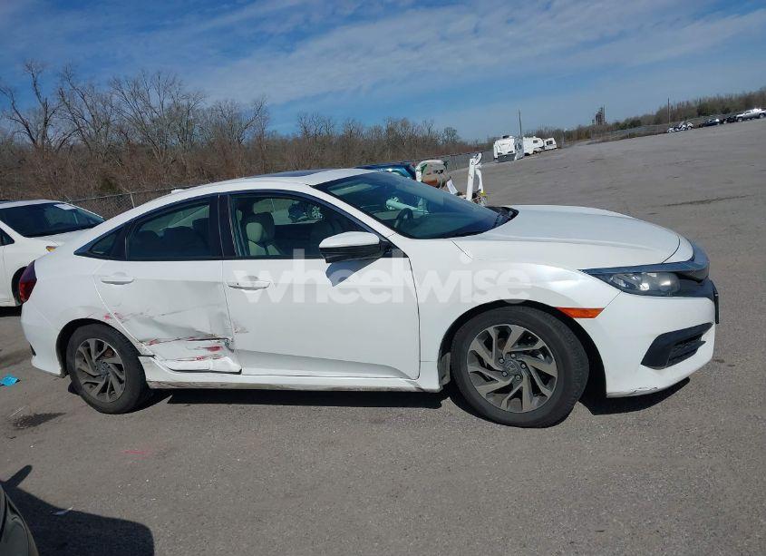Photo 13 of 2017 Honda Civic EX (VIN 19XFC2F70HE077004)