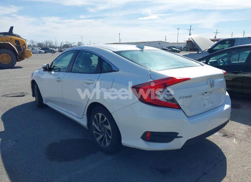 Photo 3 of 2017 Honda Civic EX (VIN 19XFC2F70HE077004)