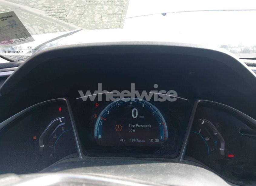 Photo 7 of 2017 Honda Civic EX (VIN 19XFC2F70HE077004)