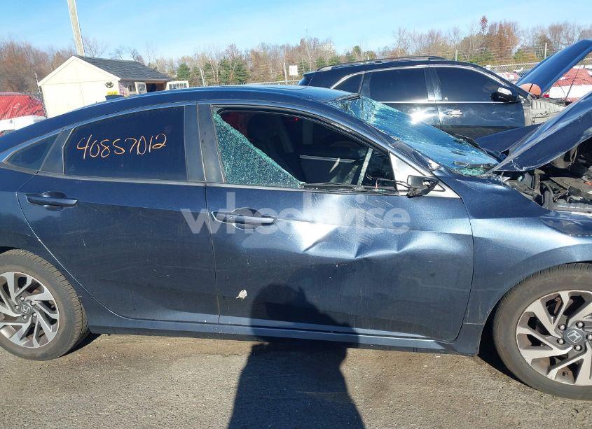 Photo 12 of 2017 Honda Civic EX (VIN 19XFC2F70HE208867)