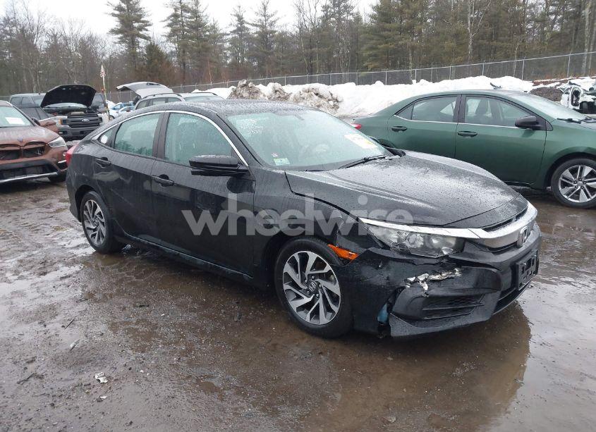 2017 Honda Civic EX (VIN 19XFC2F70HE214667) main photo