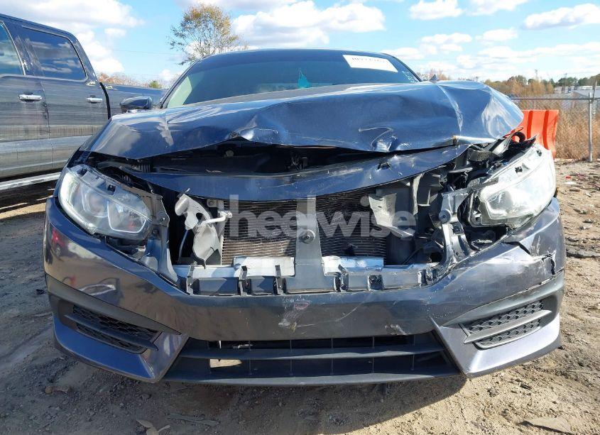 Photo 12 of 2018 Honda Civic EX (VIN 19XFC2F70JE004754)