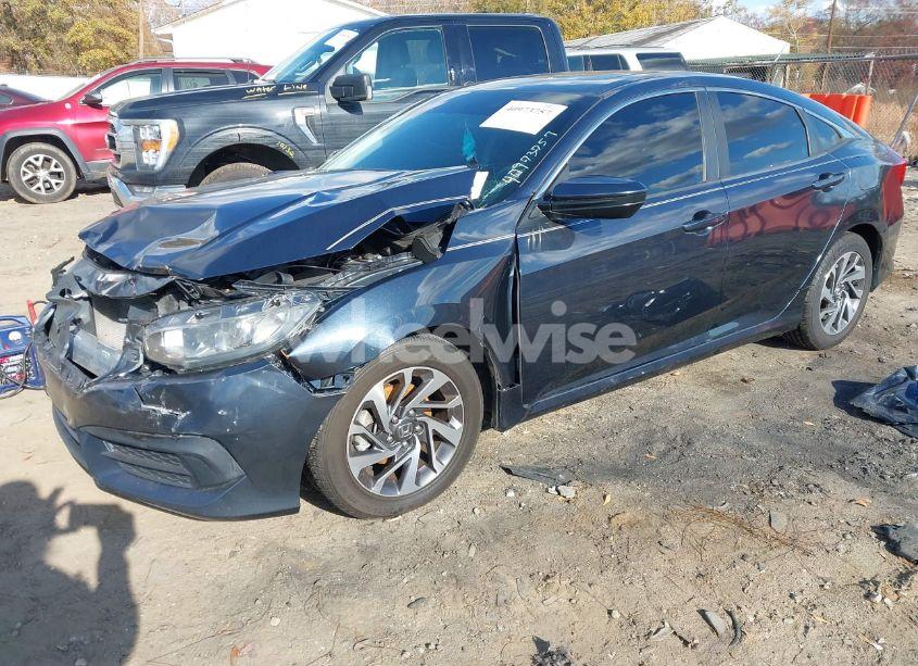 Photo 2 of 2018 Honda Civic EX (VIN 19XFC2F70JE004754)