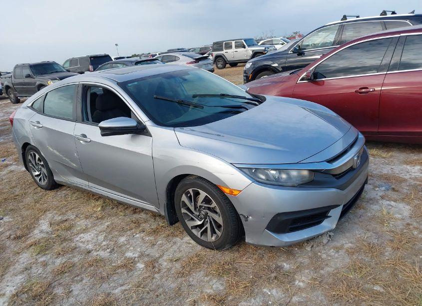 2018 Honda Civic EX (VIN 19XFC2F70JE007041) main photo