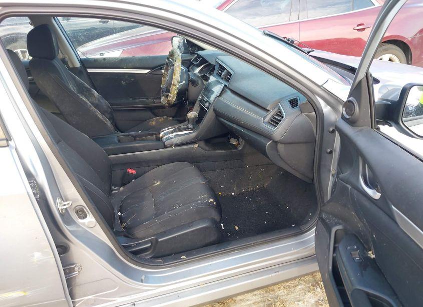 Photo 5 of 2018 Honda Civic EX (VIN 19XFC2F70JE007041)