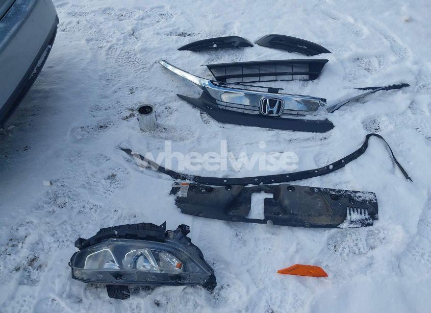 Photo 12 of 2018 Honda Civic EX (VIN 19XFC2F70JE009114)