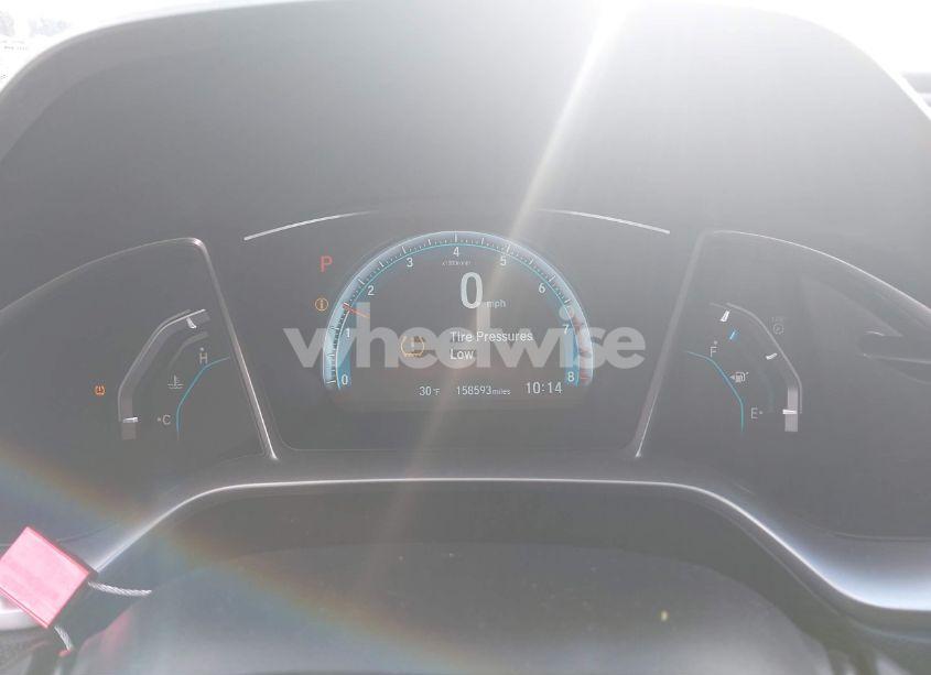 Photo 7 of 2018 Honda Civic EX (VIN 19XFC2F70JE009114)