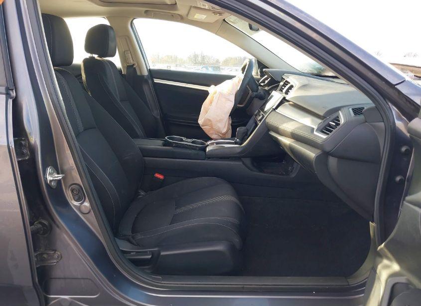 Photo 5 of 2018 Honda Civic EX (VIN 19XFC2F70JE018301)