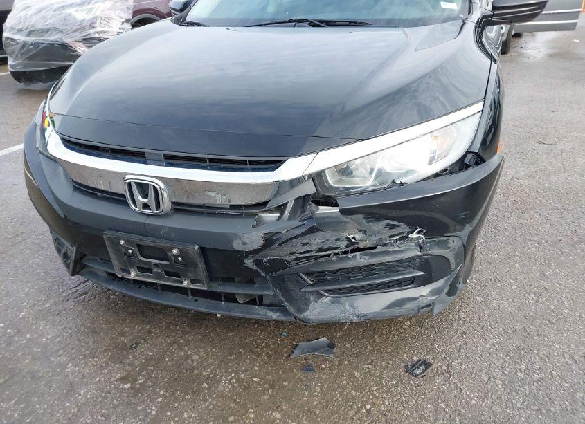 Photo 17 of 2018 Honda Civic EX (VIN 19XFC2F70JE039469)