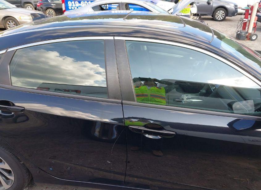 Photo 14 of 2018 Honda Civic EX (VIN 19XFC2F70JE043277)