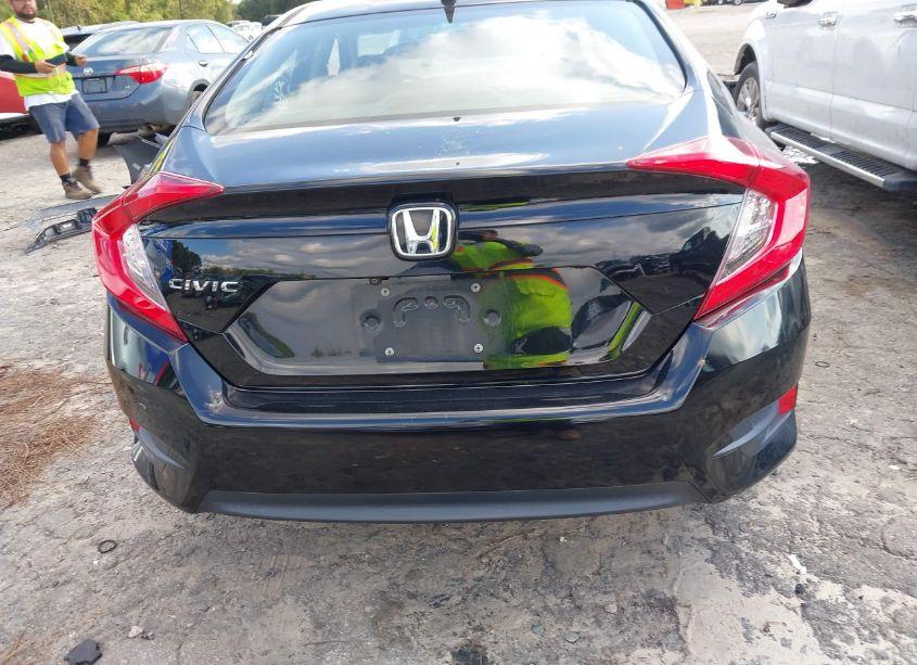 Photo 17 of 2018 Honda Civic EX (VIN 19XFC2F70JE043277)