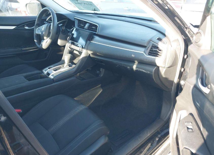 Photo 5 of 2018 Honda Civic EX (VIN 19XFC2F70JE043277)