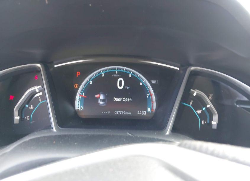 Photo 7 of 2018 Honda Civic EX (VIN 19XFC2F70JE043277)