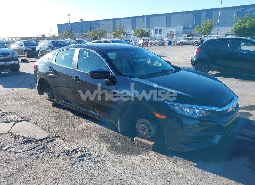2016 Honda Civic EX (VIN 19XFC2F71GE002407) main photo