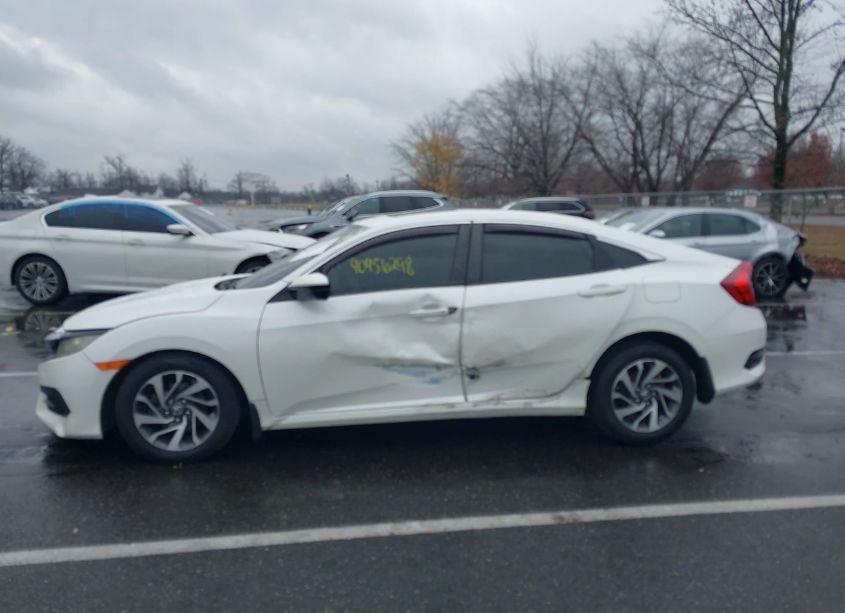 Photo 14 of 2016 Honda Civic EX (VIN 19XFC2F71GE217401)