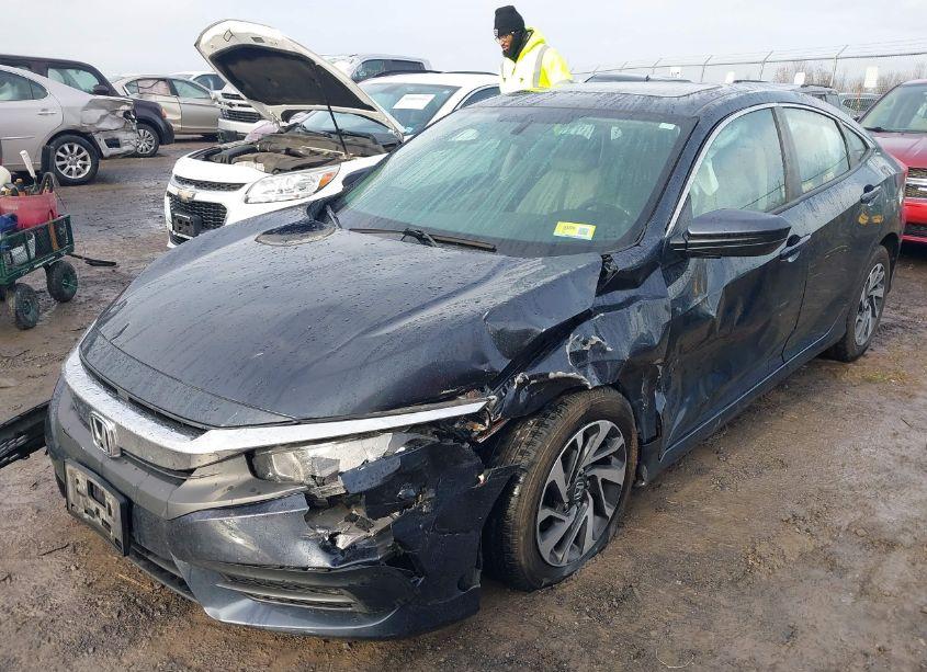 Photo 6 of 2016 Honda Civic EX (VIN 19XFC2F71GE227250)