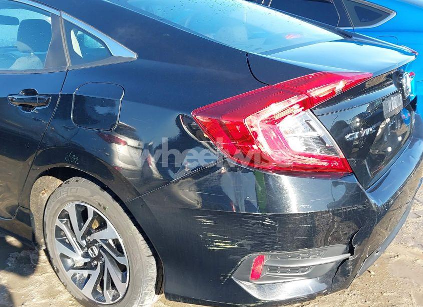 Photo 6 of 2016 Honda Civic EX (VIN 19XFC2F71GE233906)