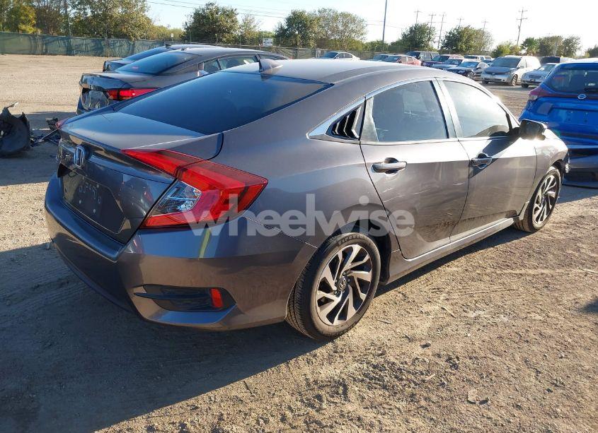 Photo 4 of 2017 Honda Civic EX (VIN 19XFC2F71HE027082)