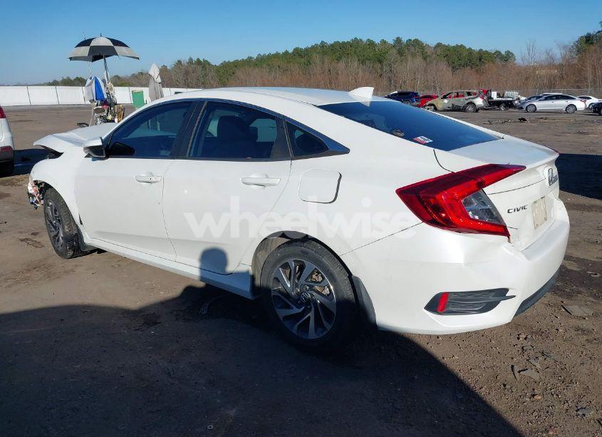 Photo 3 of 2017 Honda Civic EX (VIN 19XFC2F71HE080316)