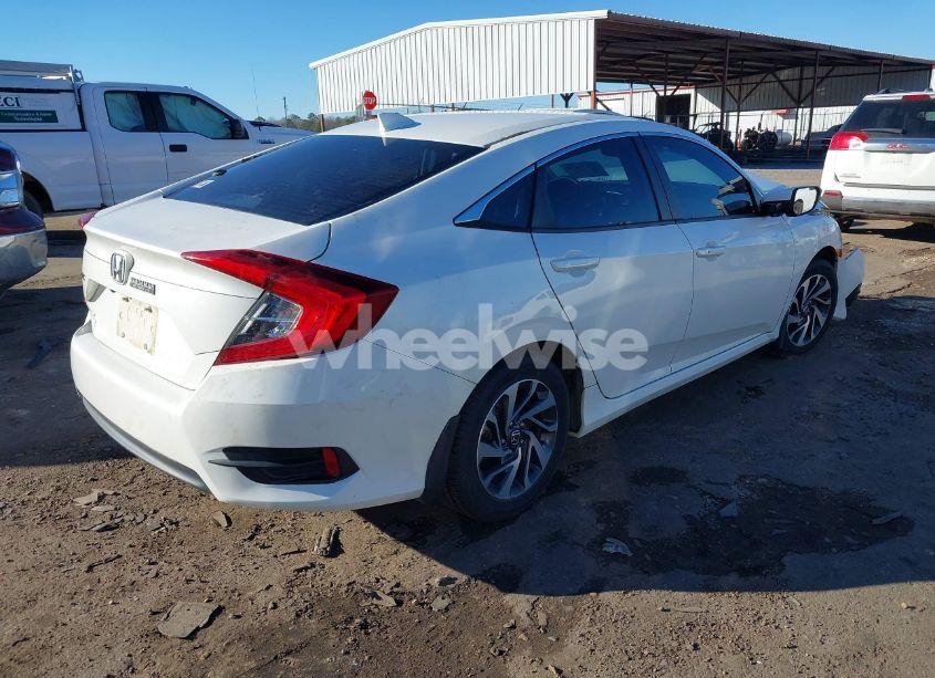 Photo 4 of 2017 Honda Civic EX (VIN 19XFC2F71HE080316)