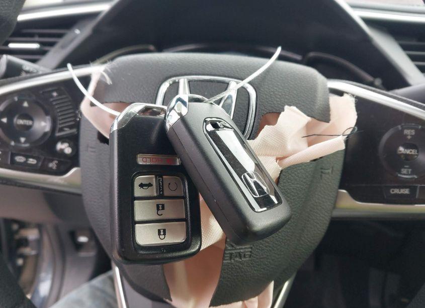 Photo 11 of 2018 Honda Civic EX (VIN 19XFC2F71JE012118)