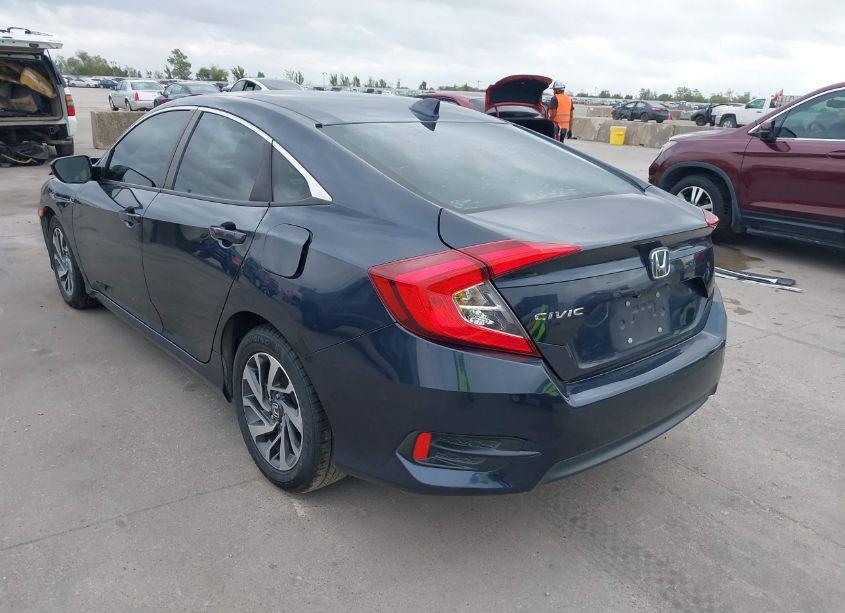 Photo 3 of 2018 Honda Civic EX (VIN 19XFC2F71JE012118)
