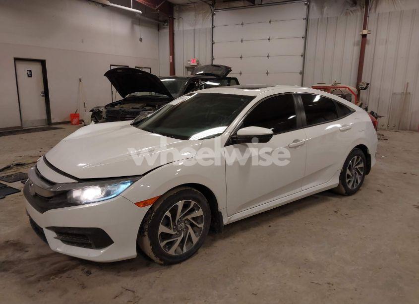Photo 2 of 2018 Honda Civic EX (VIN 19XFC2F71JE012426)
